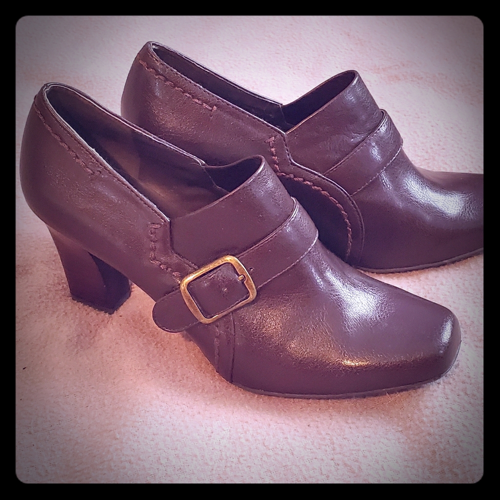 Franco Sarto heeled loafer size 6.5